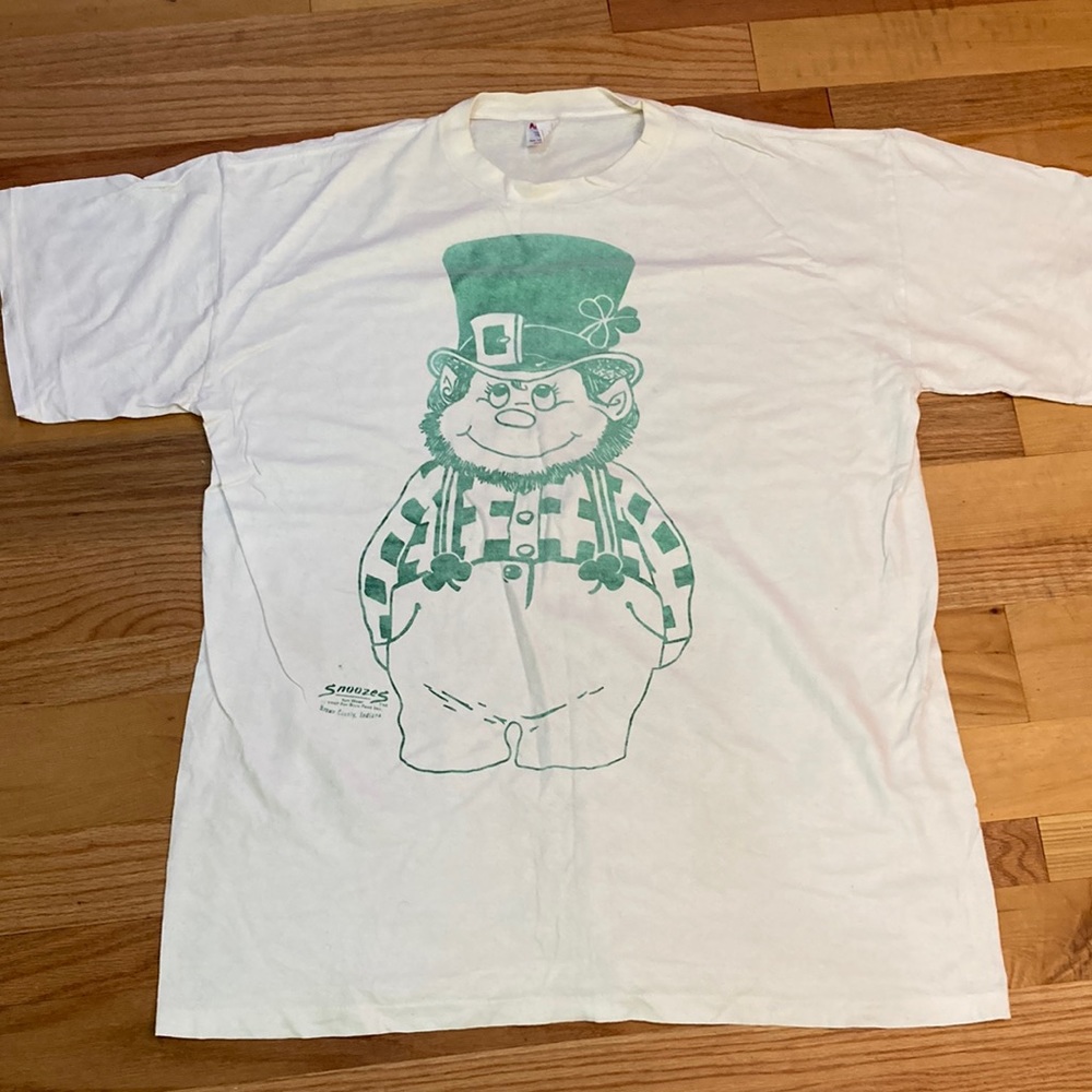 AmeriTees & Snoozes have created an “Irish Leprechaun Night Shirt 100% Cotton OS